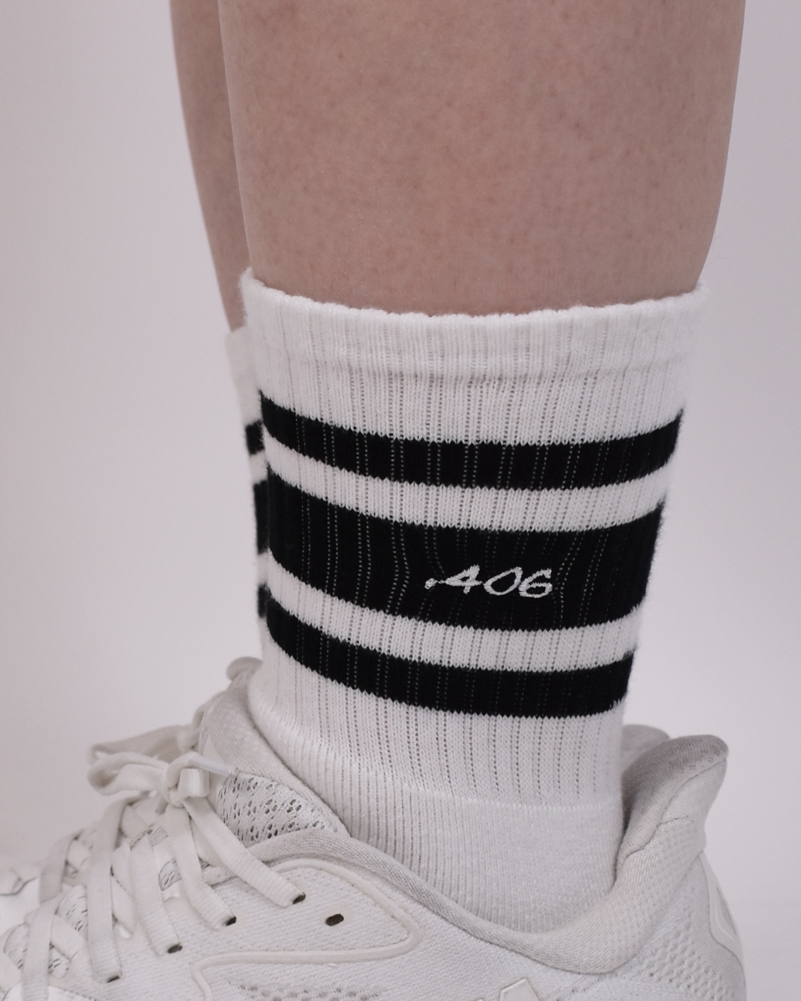 .406 LOGO LINE SOCKS